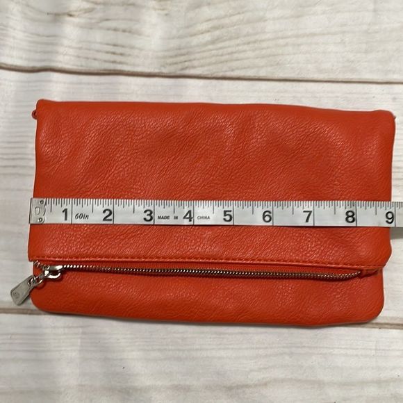 GRACE Adele Orange Clutch - Picture 5 of 10